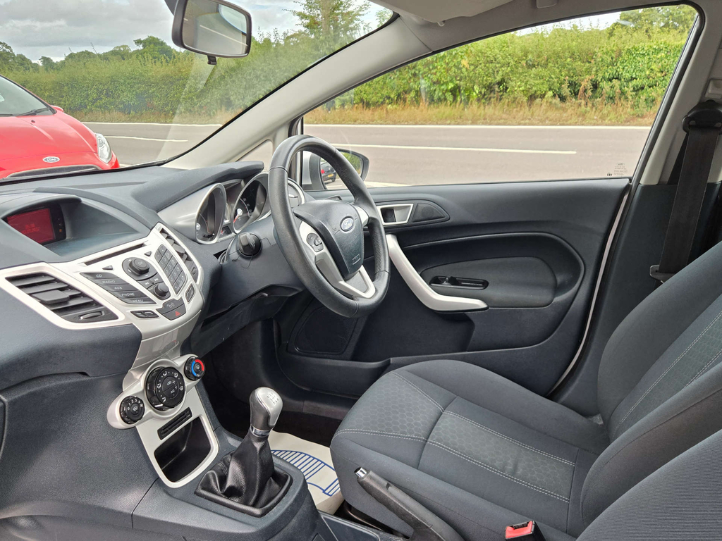 Ford Fiesta 1.3L Edge Red #29