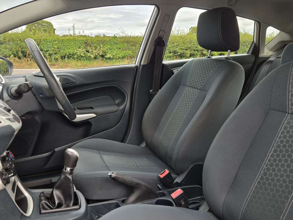Ford Fiesta 1.3L Edge Red #30
