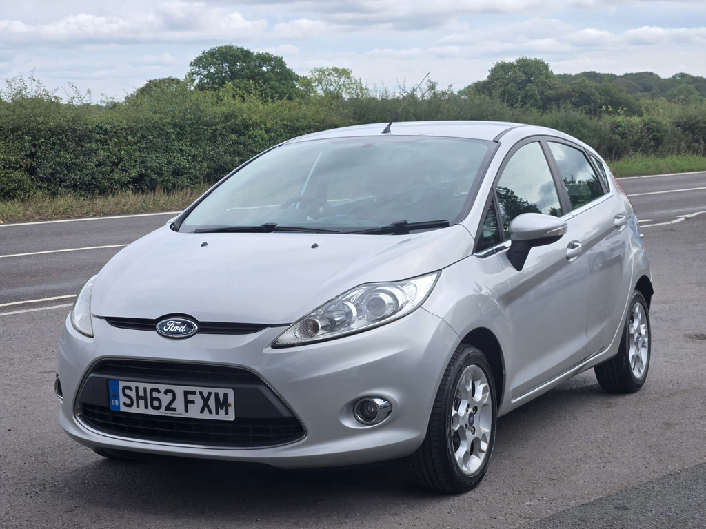 Ford Fiesta 1.3L Edge Red #2