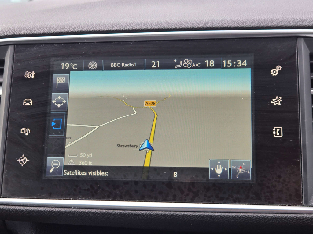 Peugeot 308 Hatchback Red #39