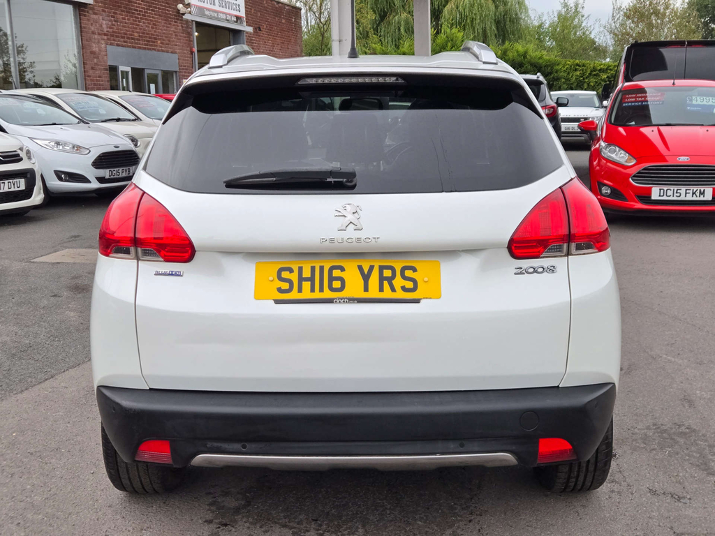 Peugeot 2008 Allure Blue Hdi White #5