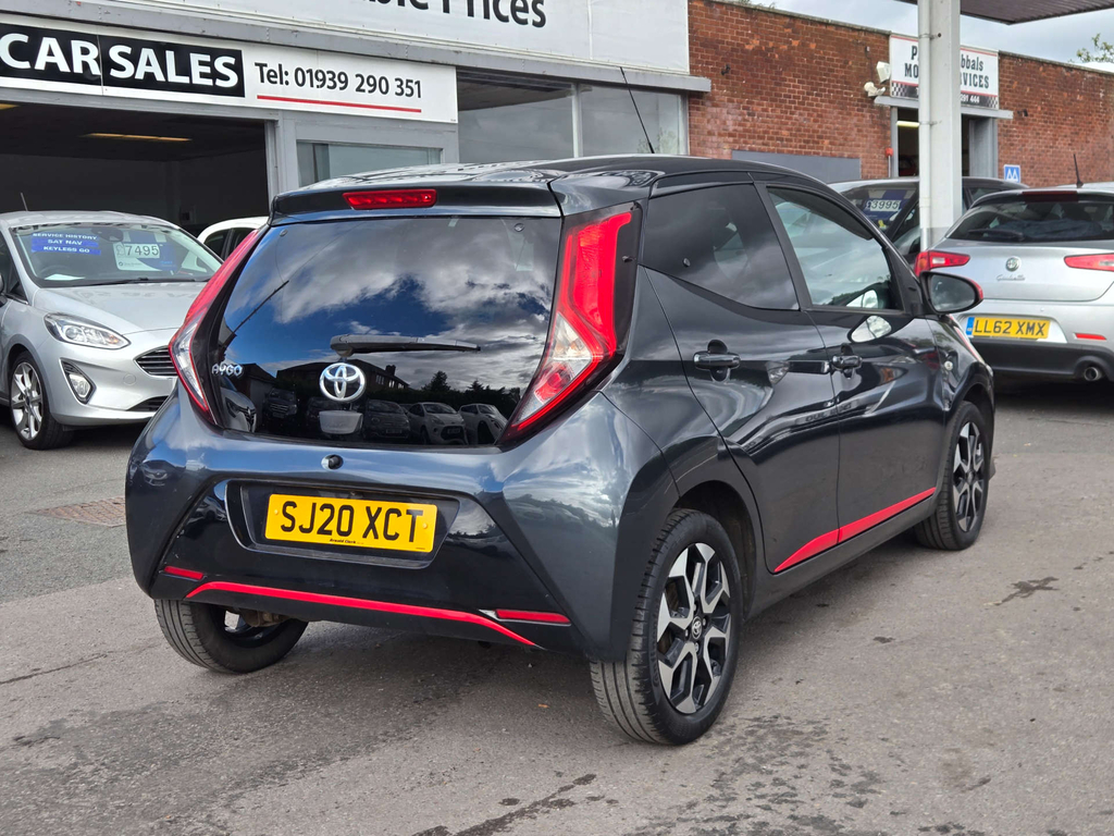 Toyota Aygo X X-trend Vvt-i Grey #6