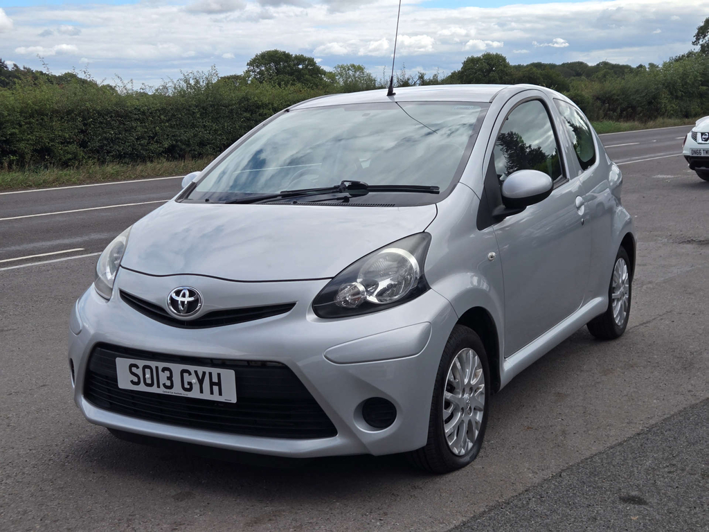 Toyota Aygo  White #10