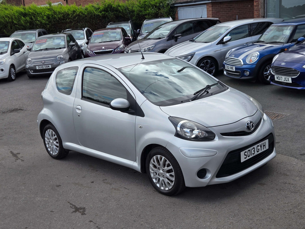 Toyota Aygo  White #14