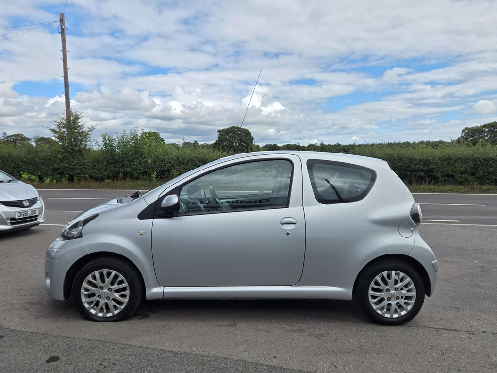 Toyota Aygo Vvt-i Ice Silver #3