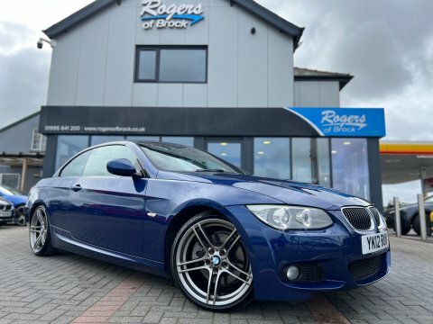 BMW 3 Series 330D M Sport YK12RUW Blue #2