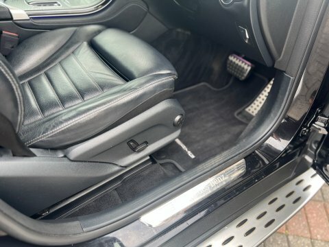 Mercedes-Benz GLC Class Glc 300 Amg Line E 4Matic Black #18