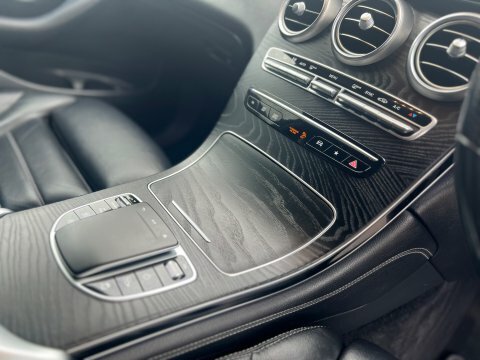 Mercedes-Benz GLC Class Glc 300 Amg Line E 4Matic Black #21