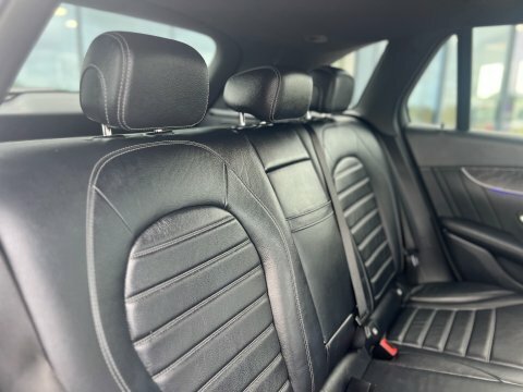 Mercedes-Benz GLC Class Glc 300 Amg Line E 4Matic Black #24