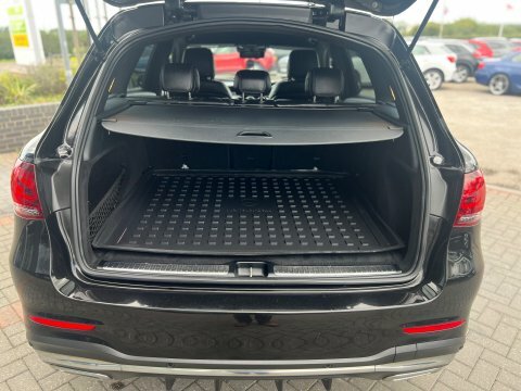 Mercedes-Benz GLC Class Glc 300 Amg Line E 4Matic Black #43
