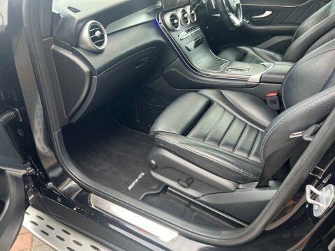 Mercedes-Benz GLC Class Glc 300 Amg Line E 4Matic Black #35