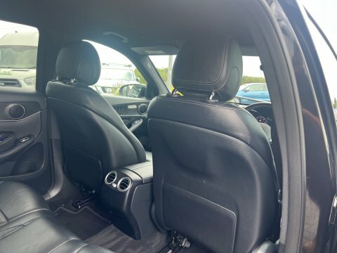 Mercedes-Benz GLC Class Glc 300 Amg Line E 4Matic Black #28