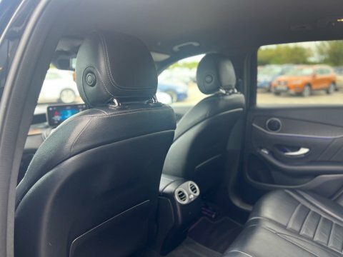 Mercedes-Benz GLC Class Glc 300 Amg Line E 4Matic Black #34