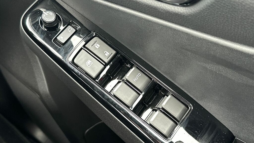 Isuzu D-Max D-max 1.9 V-cross Double Cab 4 X4 White #19