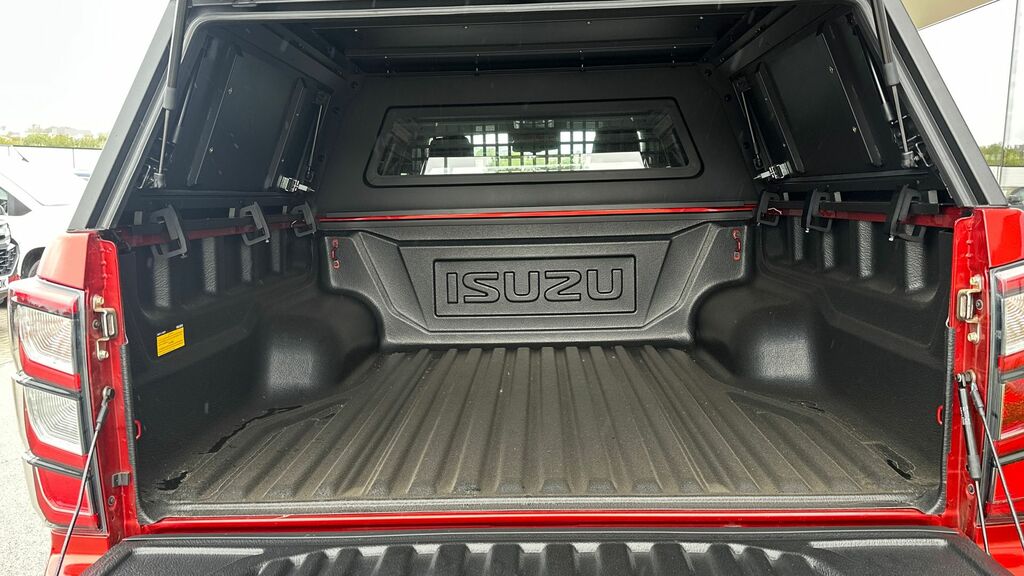Isuzu D-Max D-max 1.9 V-cross Double Cab 4 X4 White #21