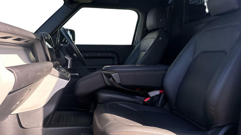 Land Rover Defender D250 Hard Top S Grey #3