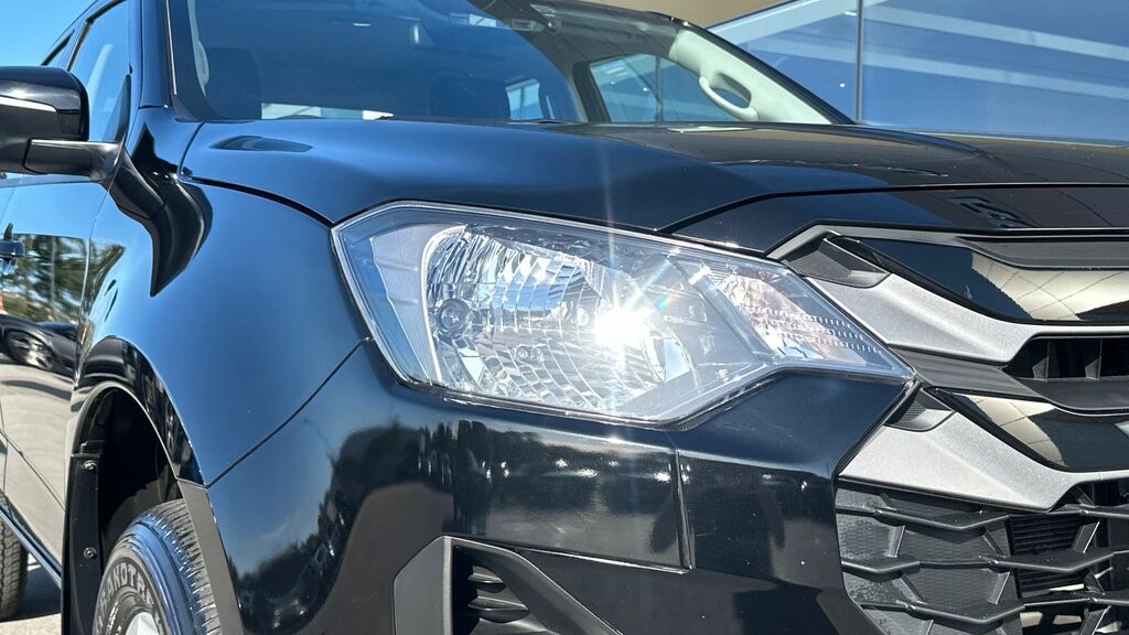 Isuzu D-Max 1.9 Td V-cross Steel Edition Pickup Double Cab Grey #18