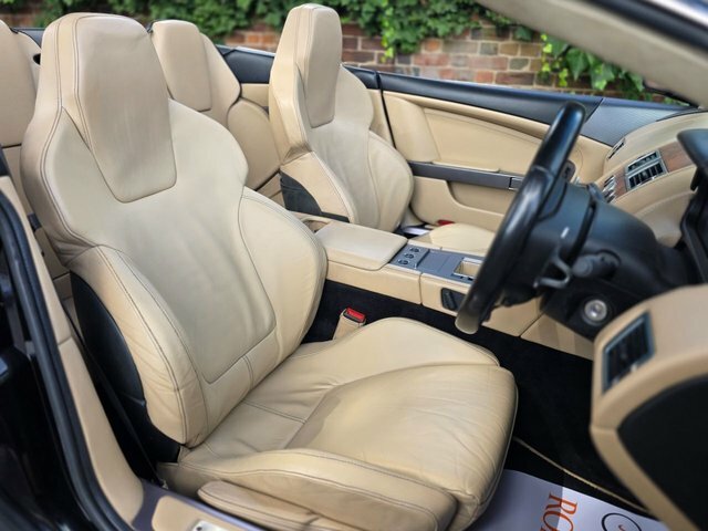 Aston Martin DB9 5.9 Blue #26