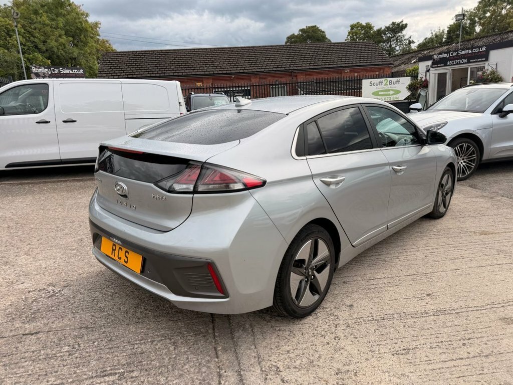 Hyundai Ioniq 1L Premium Se Silver #2