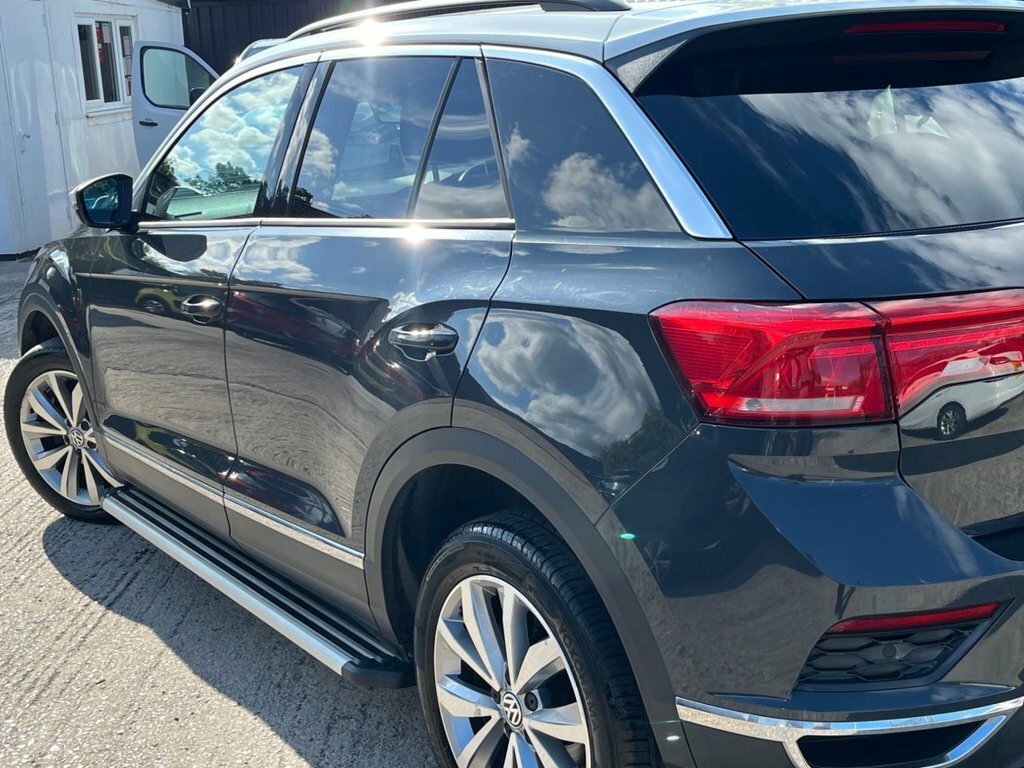 Volkswagen T-Roc 1.6L Design Grey #2