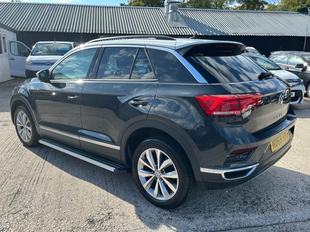 Volkswagen T-Roc 1.6L Design Grey #5
