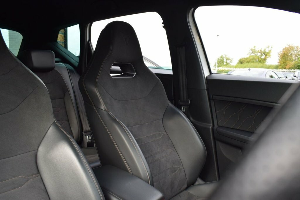 Seat Ateca Suv AK70WEF White #5