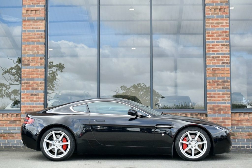 Aston Martin Vantage 2dr Sportshift Silver #8