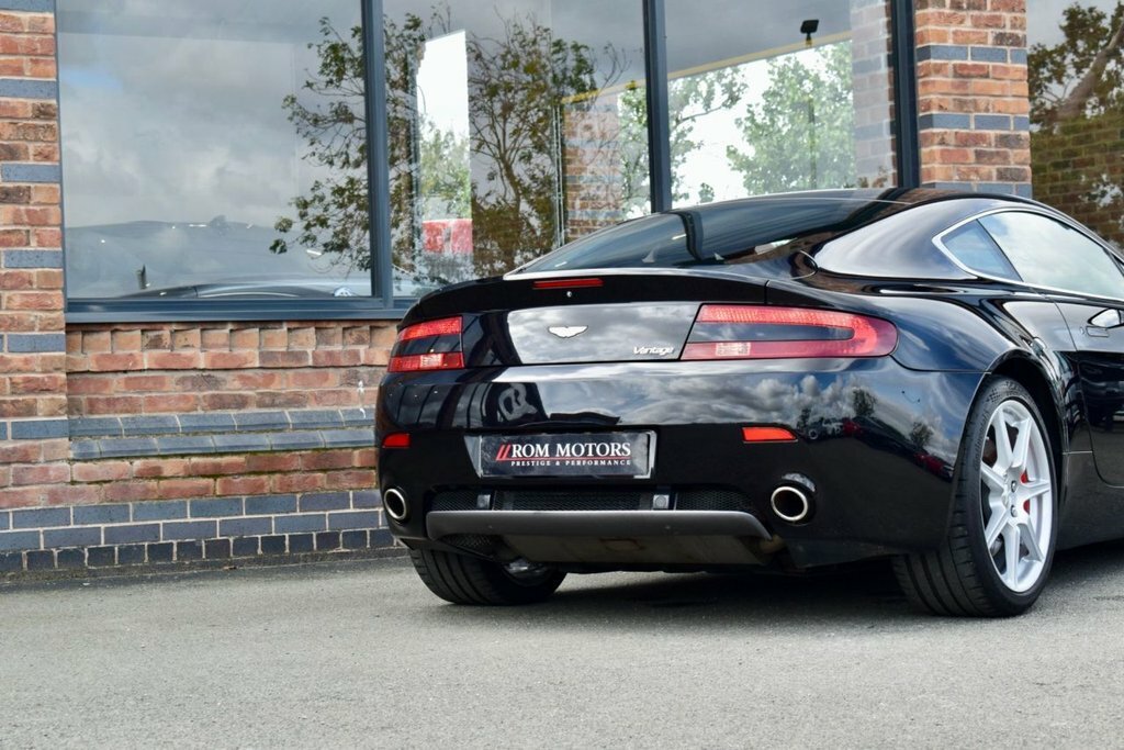 Aston Martin Vantage 2dr Sportshift Silver #50