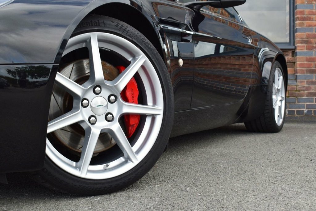 Aston Martin Vantage 2dr Sportshift Silver #35