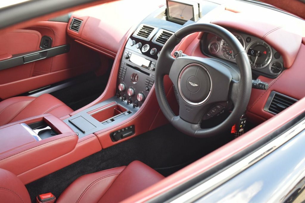 Aston Martin Vantage Hatchback Black #3