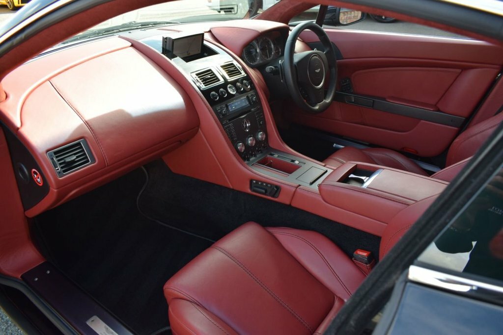 Aston Martin Vantage 2dr Sportshift Silver #27