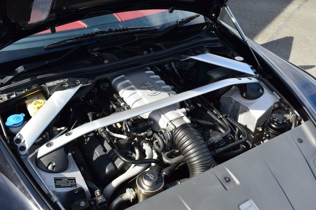 Aston Martin Vantage 2dr Sportshift Silver #29