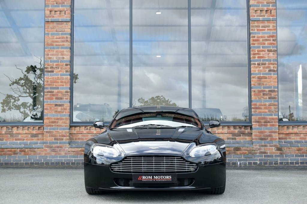 Aston Martin Vantage Hatchback Black #4