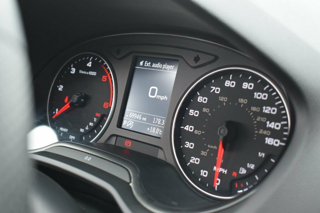 Audi Q2 30 Tdi S Line S Tronic Grey #12