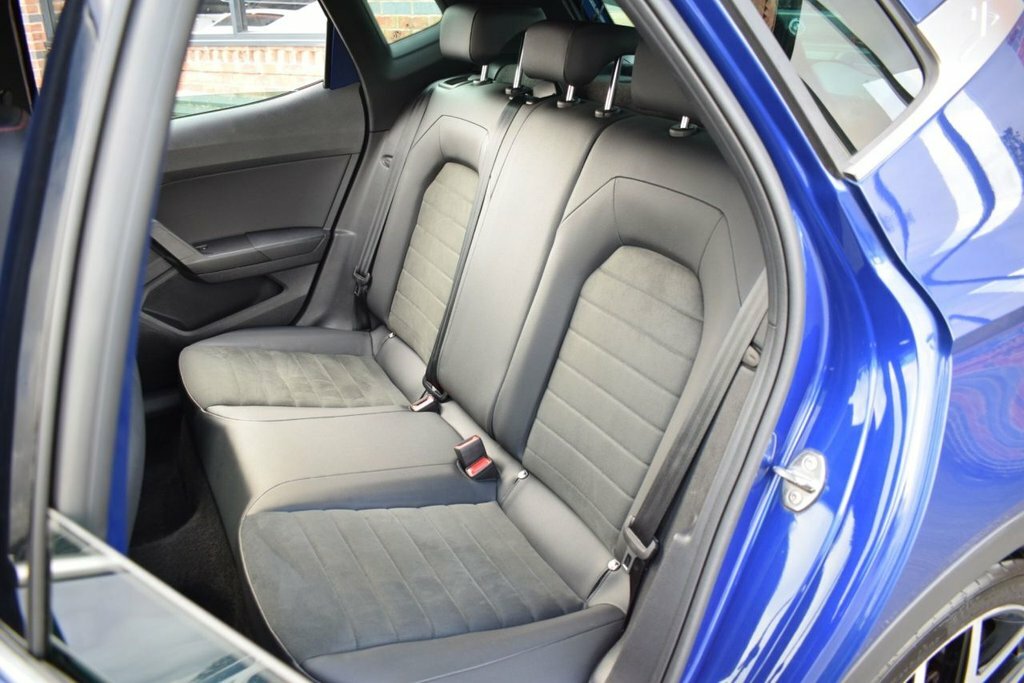Seat Arona 1L Xcellence Lux Blue #27