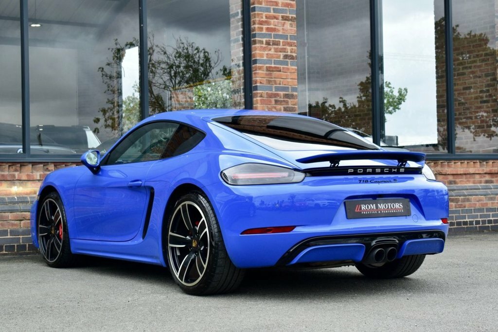 Porsche 718 Cayman T Gts Black #46
