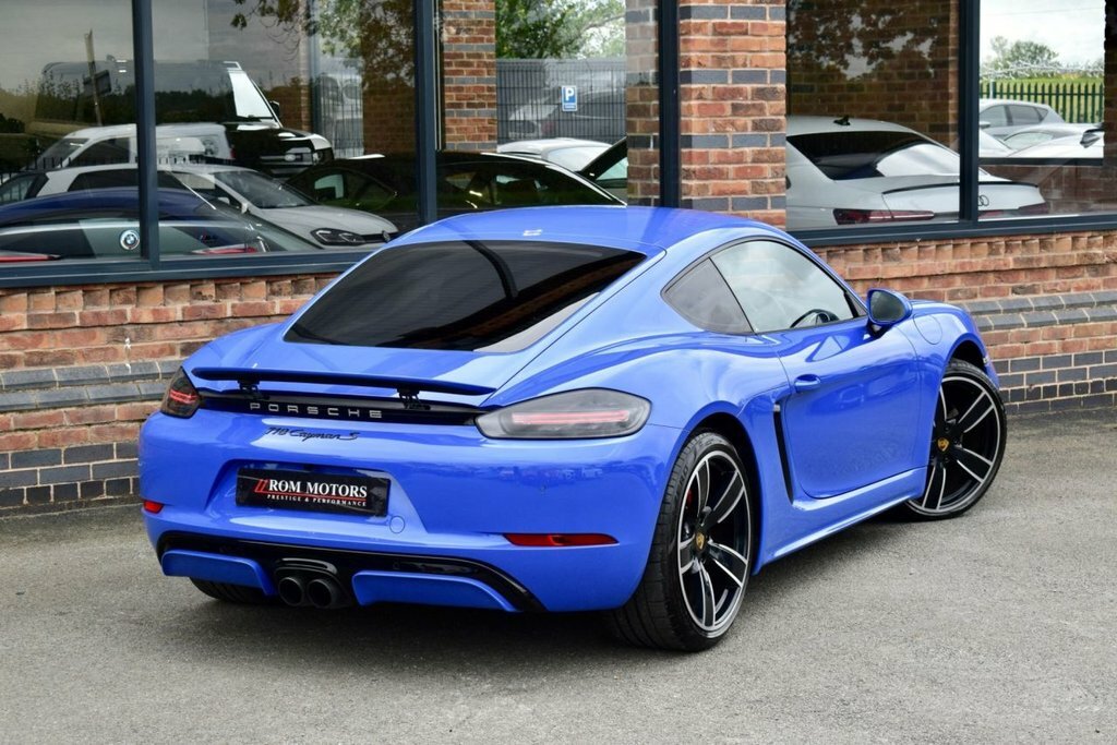 Porsche 718 Cayman T Gts Black #49
