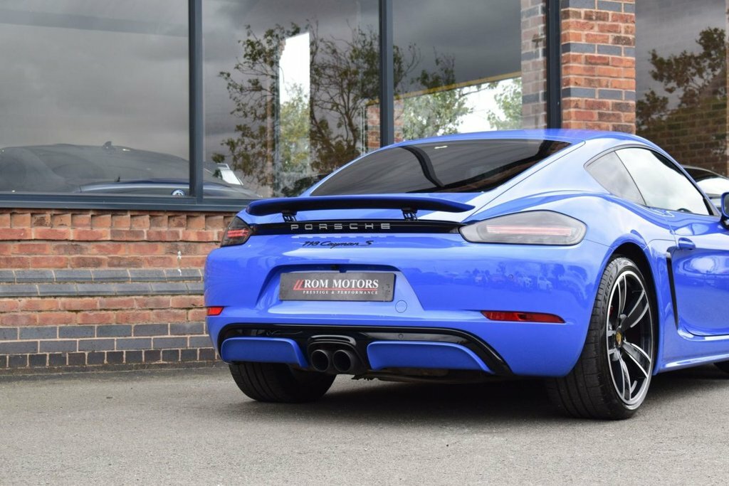 Porsche 718 Cayman T Gts Black #51