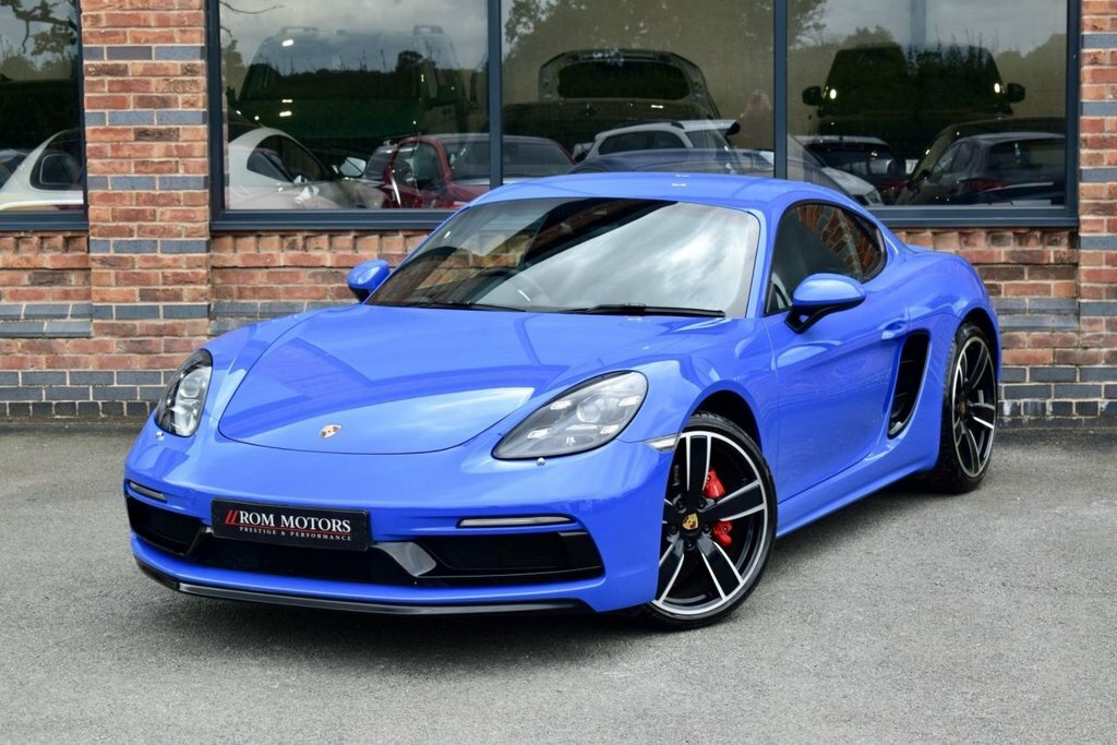 Porsche 718 Cayman T Gts Black #36
