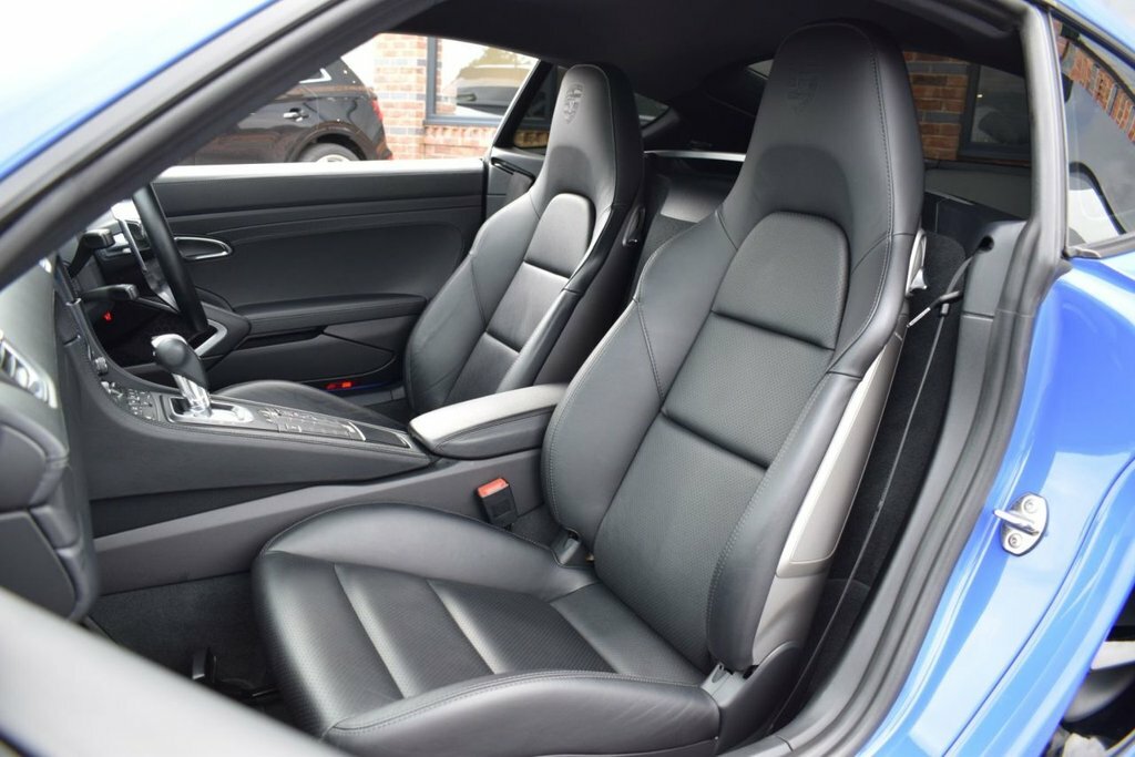 Porsche 718 Cayman T Gts Black #28