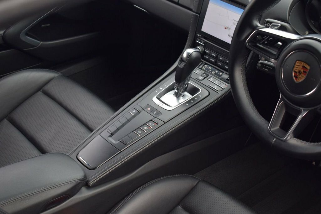 Porsche 718 Cayman T Gts Black #7