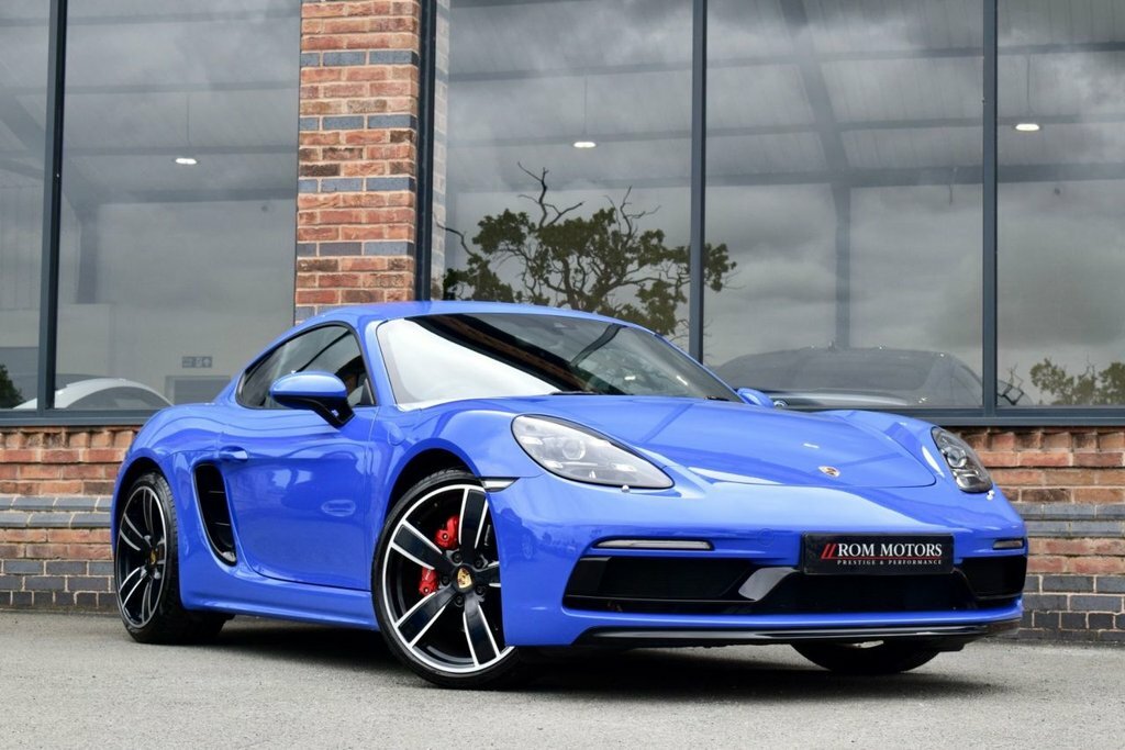 Porsche 718 Cayman T Gts Black #45