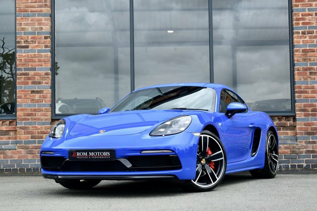Porsche 718 Cayman T Gts Black #34