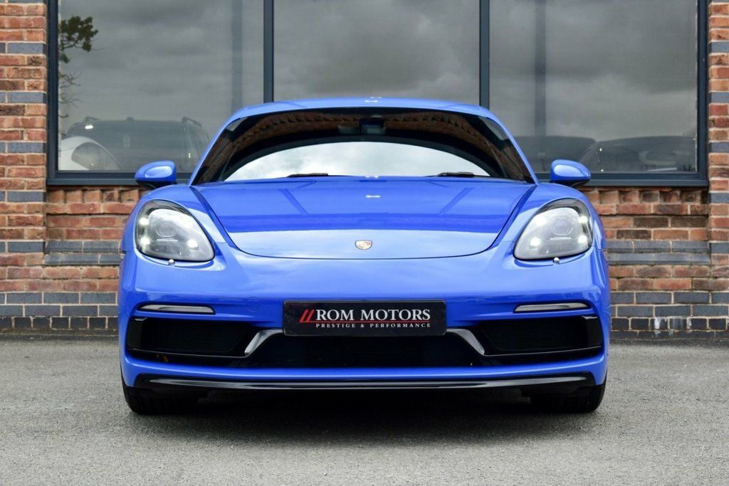 Porsche 718 Cayman T Gts Black #44