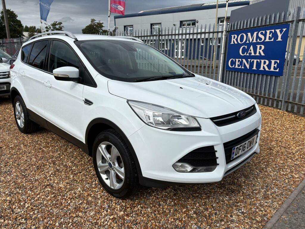 Ford Kuga 2.0 Tdci Zetec 2Wd Euro 6 Ss White