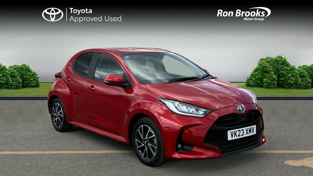 Toyota Yaris 1.5 Vvt-h Design E-cvt Eur Red