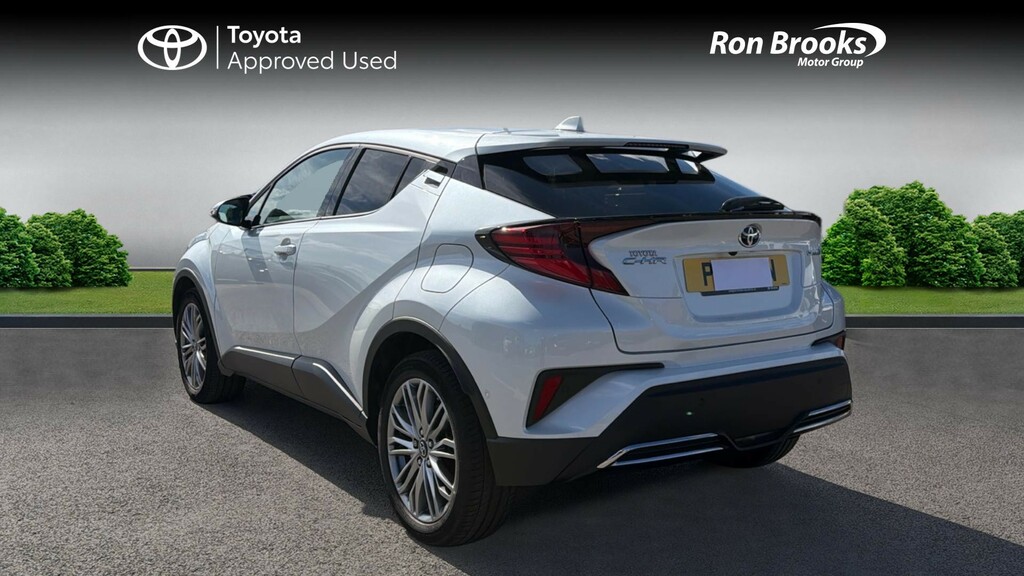 Toyota C-Hr 2.0 Vvt-h Excel Cvt Euro 6 White #4