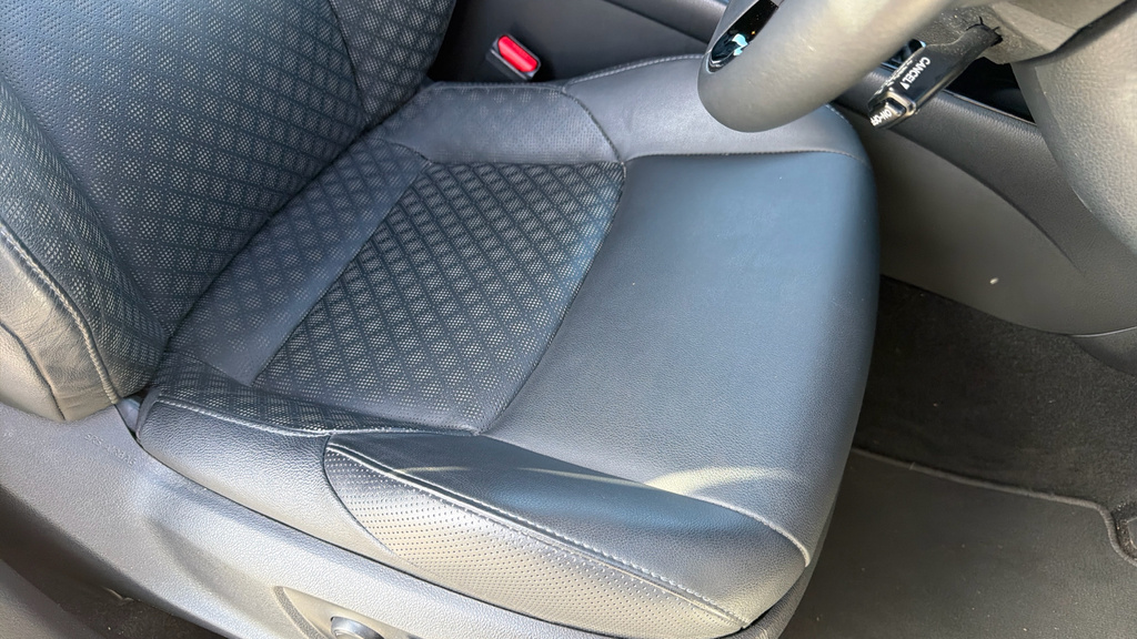 Toyota C-Hr Excel Blue #17