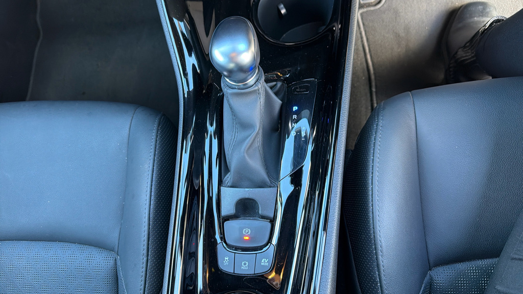 Toyota C-Hr Excel Blue #52