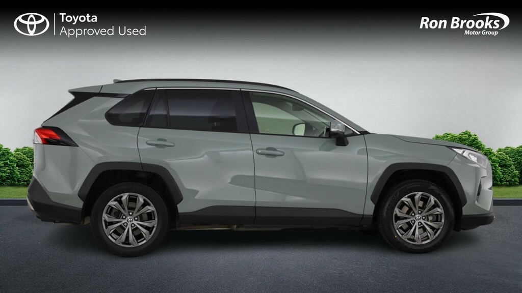 Toyota Rav 4 Dynamic White #23